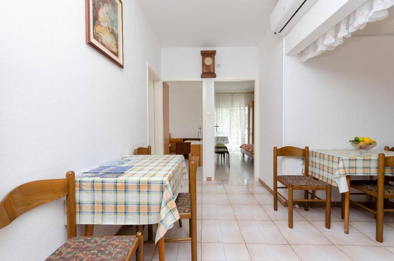 Apartments Luce Lopar Bagian luar foto
