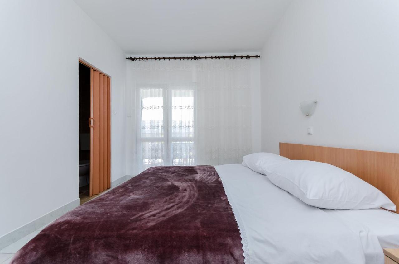 Apartments Luce Lopar Bagian luar foto